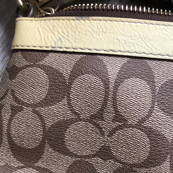 Sold - Picture 4 of 6